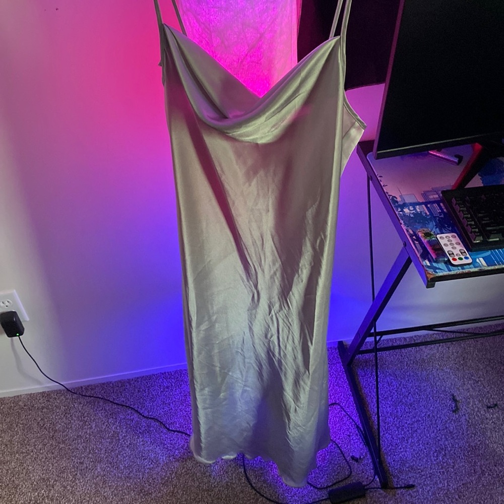 Size L silver bebe slip dress